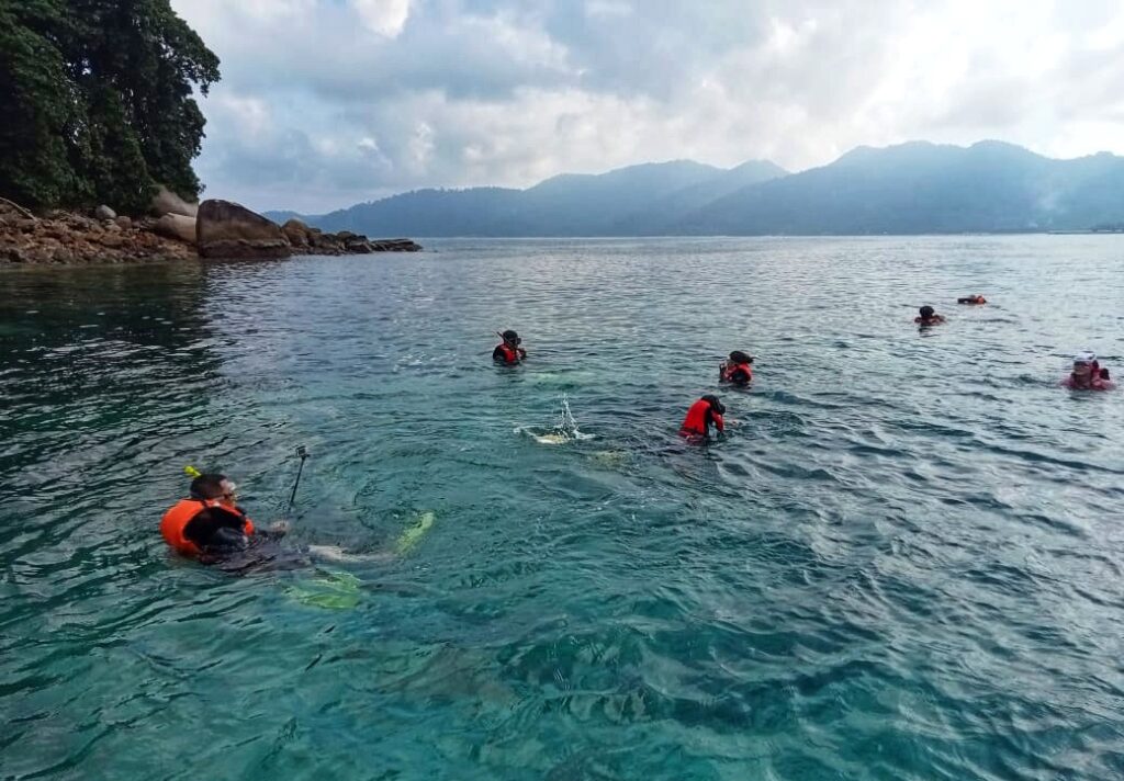 Paya Beach Snorkelling