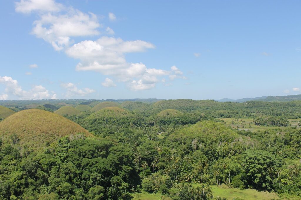bohol chocolate-hills by scooterenglasias