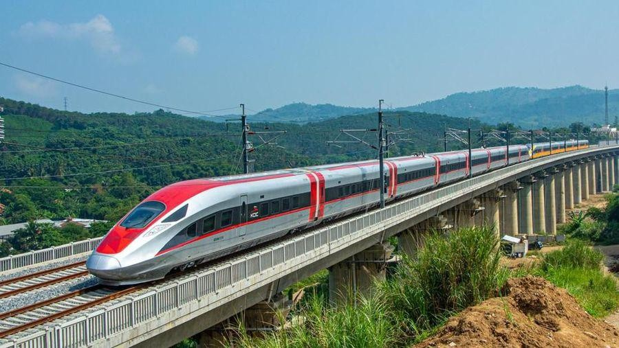 bandung train experience