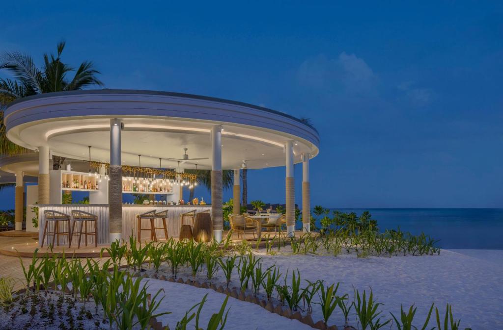 Centara Mirage Lagoon Maldives 6