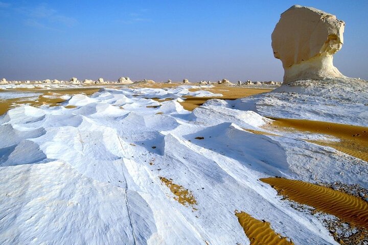 Egypt black white desert 3