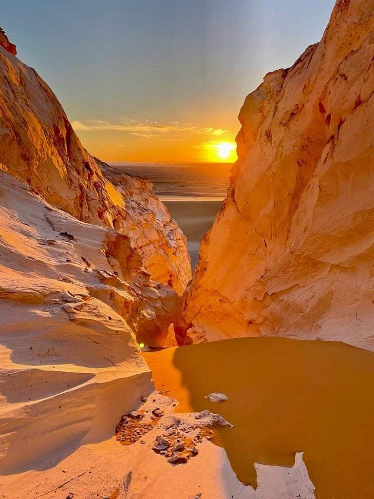 Egypt black white desert 4