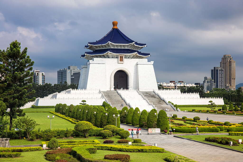 taiwan hiking 9 zhongzheng memorial hall