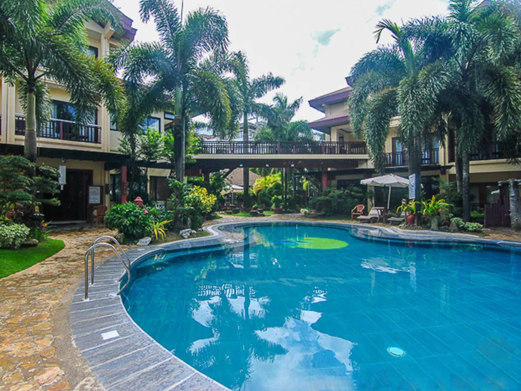 Boracay Tropics Resort 2(1)
