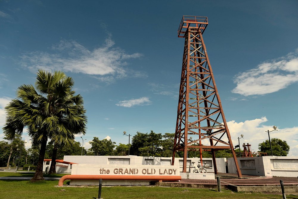 miri the grand old lady (2)