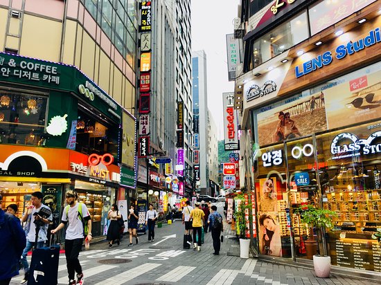 seoul myeongdong shopping street