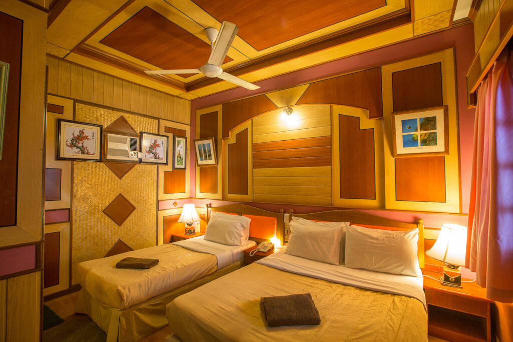 SHARI-LA ISLAND RESORT DELUXE ROOM