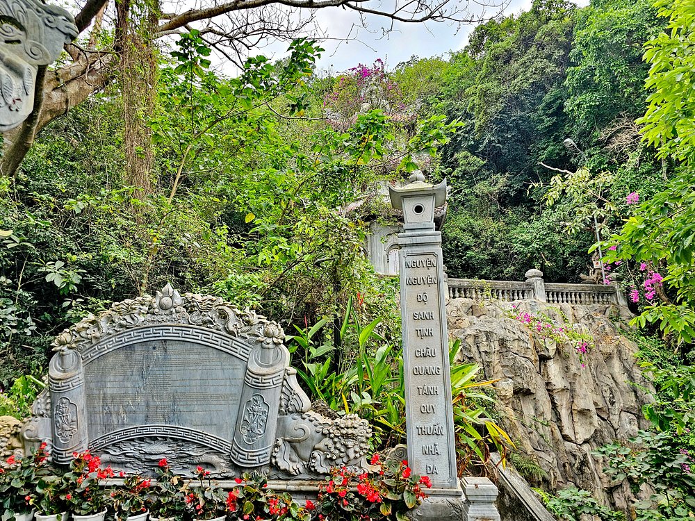 Ngu Hanh Son (Marble Mountain) 5