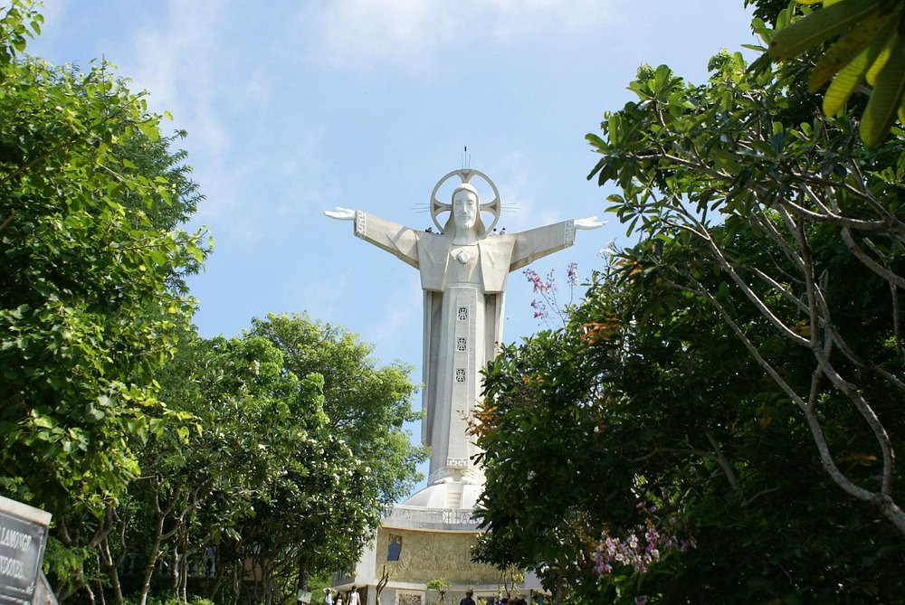 Vung Tau Jesus Christ Statue （2）
